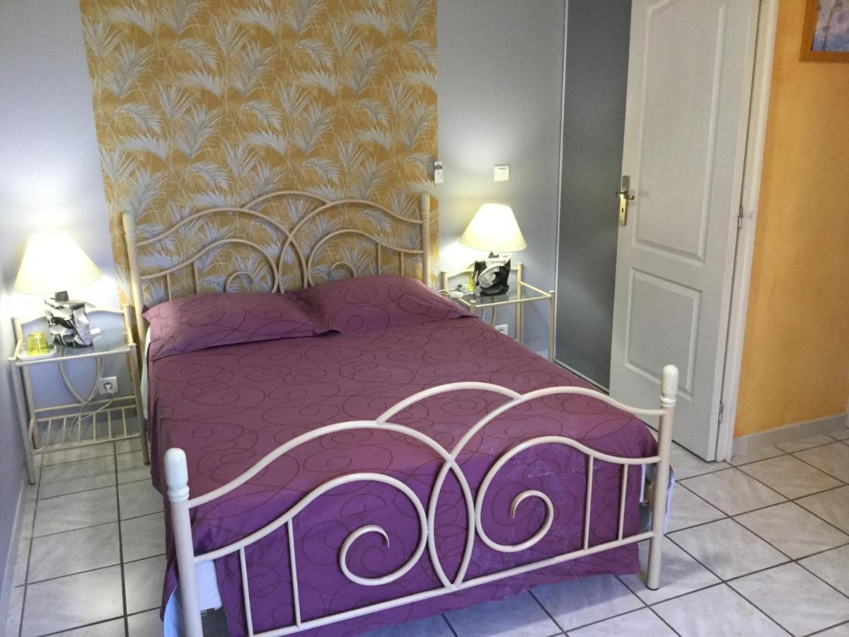Mas Soleil Et Vignes Bed & Breakfast Saint-Hippolyte  Exterior photo